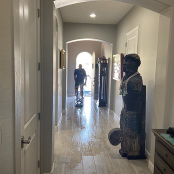 Entry floor cleaned in Arizona home